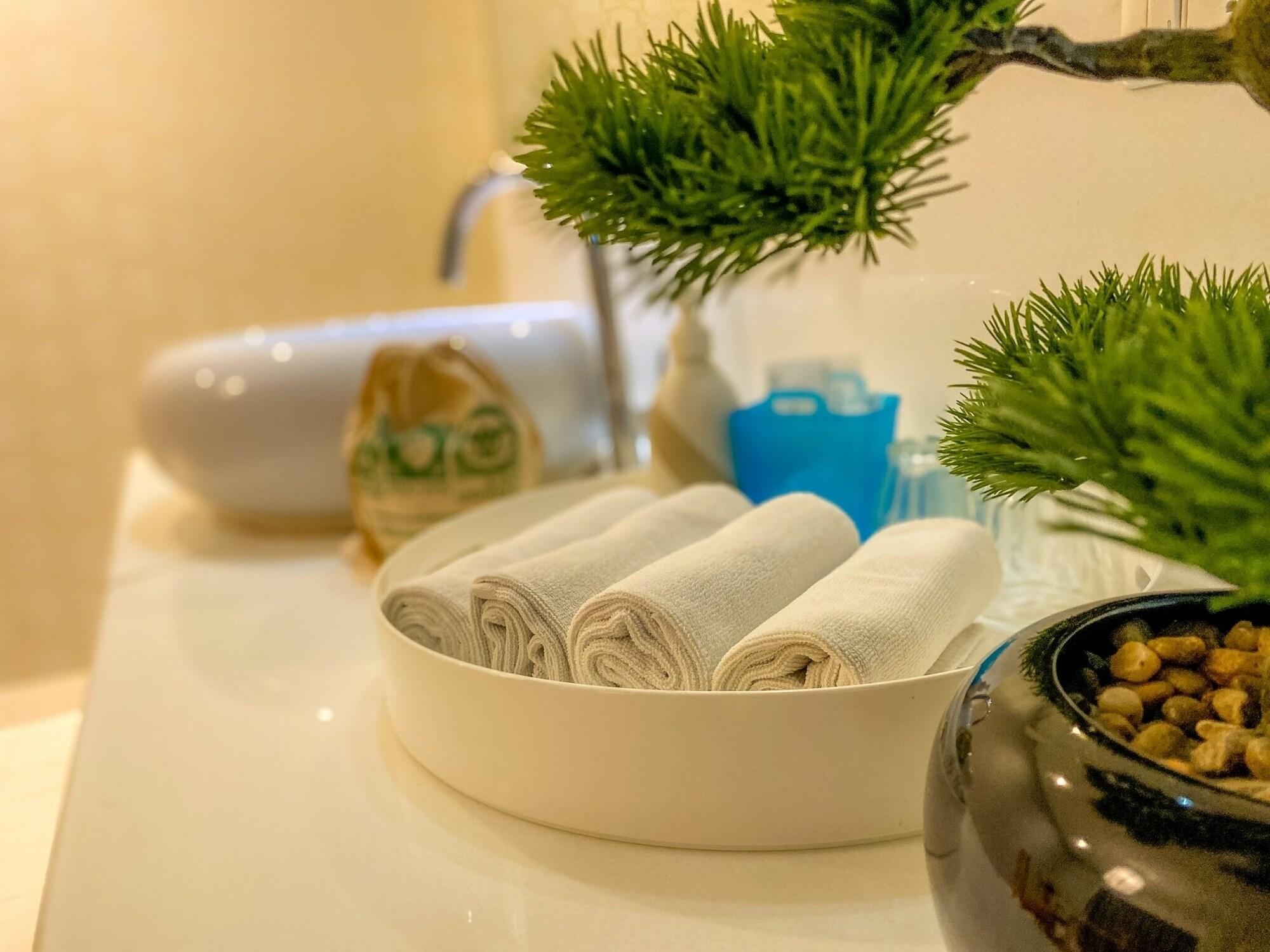 Sino Imperial Phuket - Sha Plus Bagian luar foto