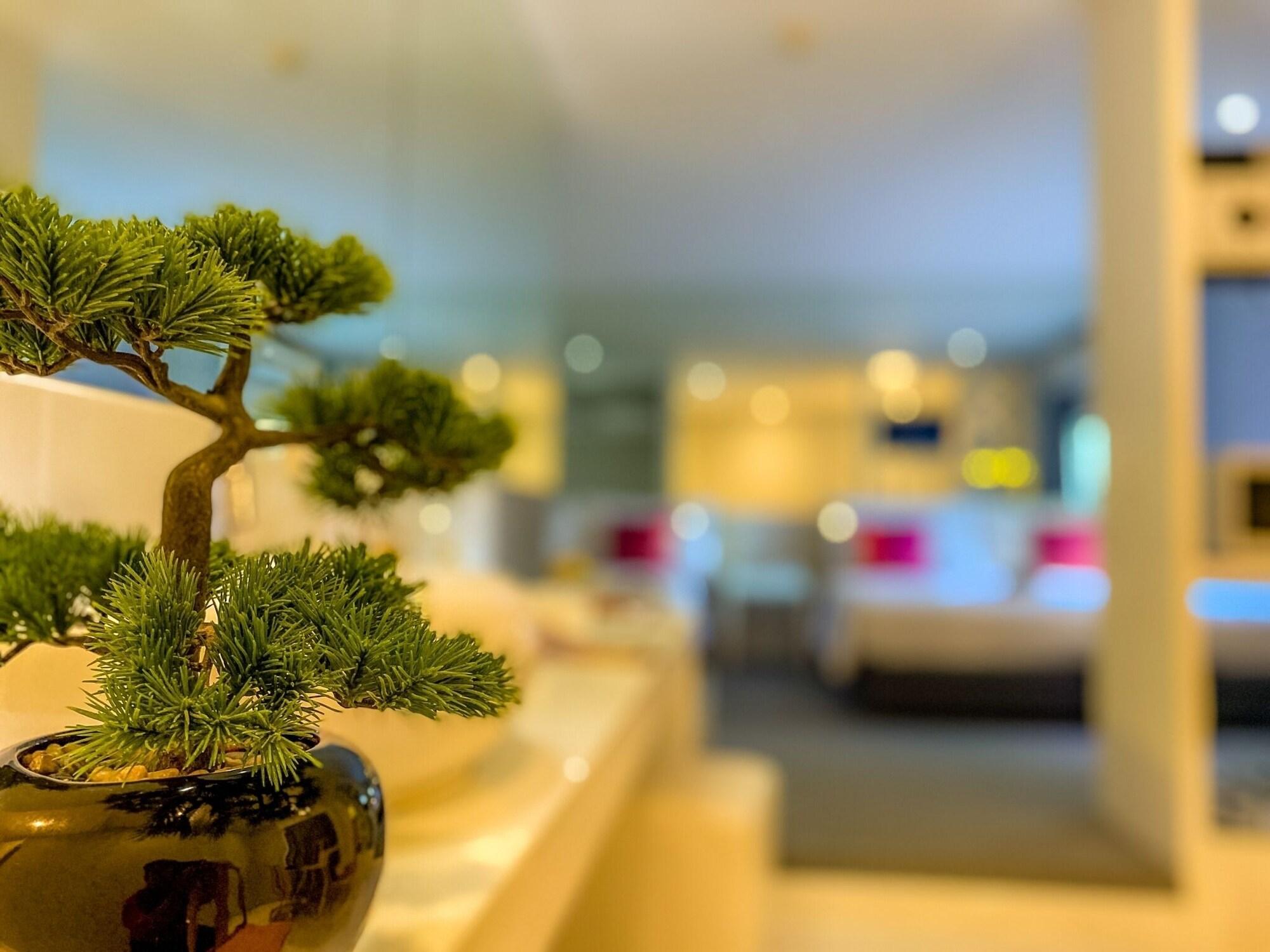 Sino Imperial Phuket - Sha Plus Bagian luar foto