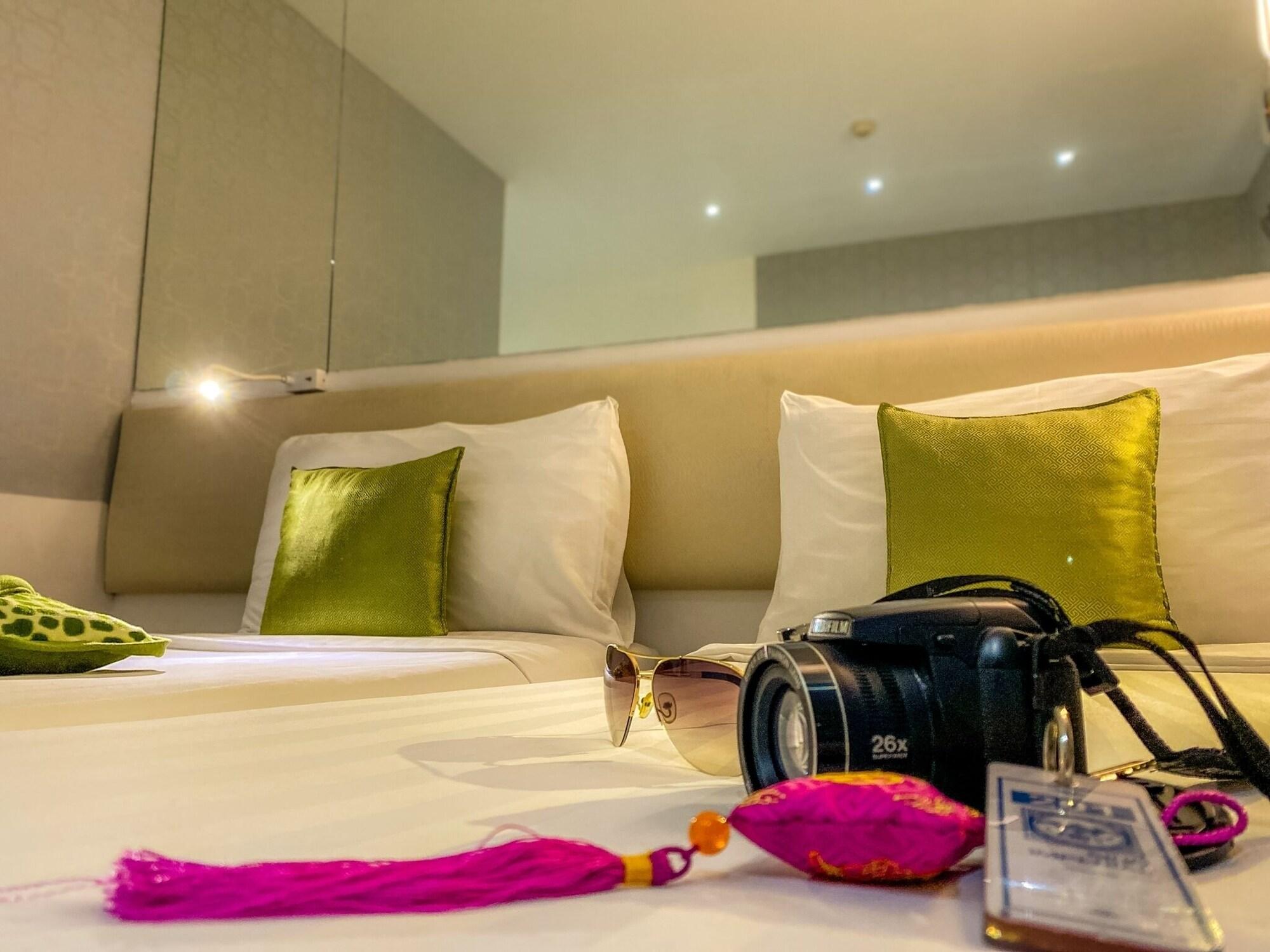 Sino Imperial Phuket - Sha Plus Bagian luar foto